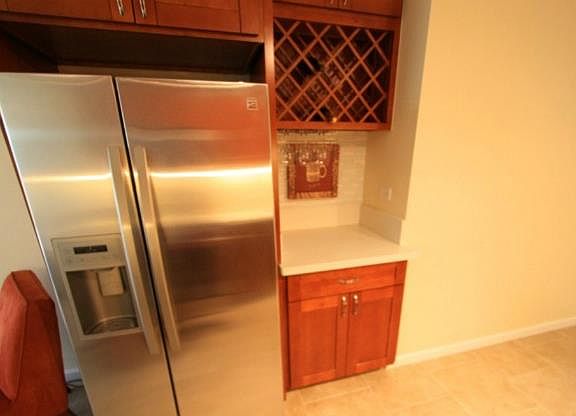 4th image of 3131 Pualei Cir APT 4