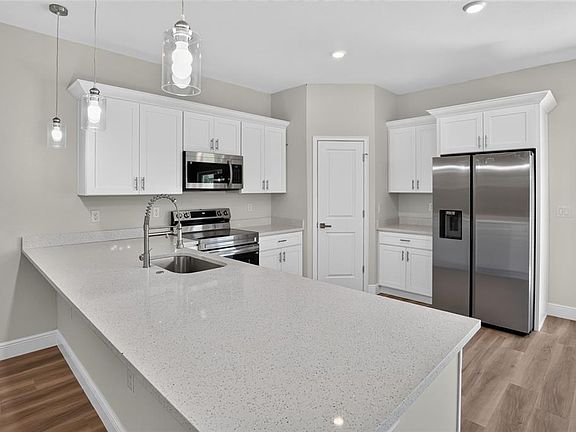 5th image of 16878 SW 40TH CIRCLE