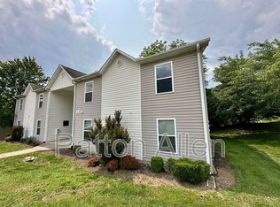 8 Zell Ln APT D, Weaverville, NC 28787