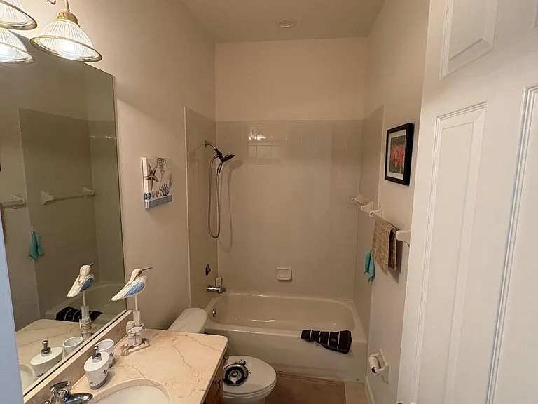 544 Market St — Photo 14
