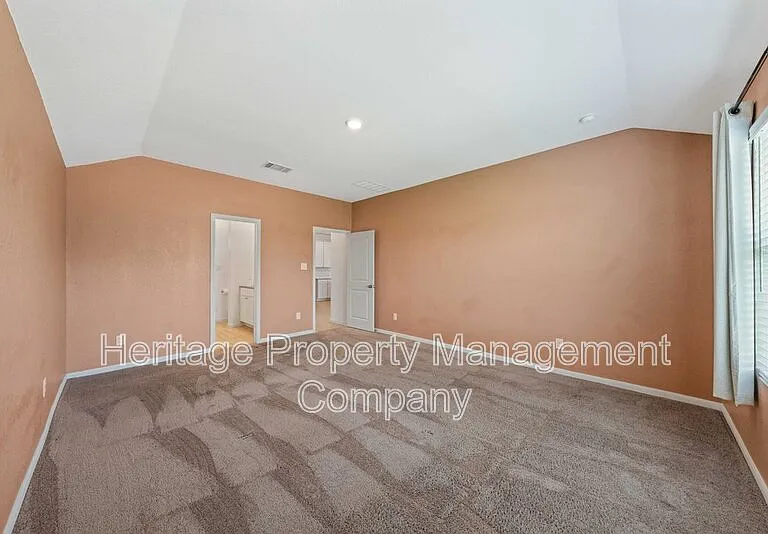 2700 Coral Valley — Photo 15