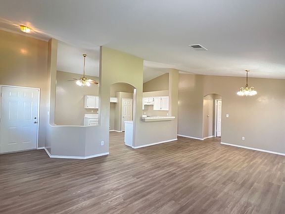 3rd image of 10302 Polo Saddle Dr