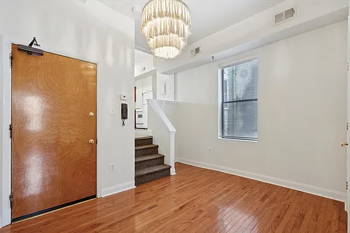 1601 Brown St #2 Photo 1