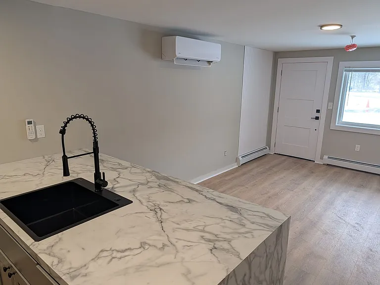 242 Commercial St — Photo 27