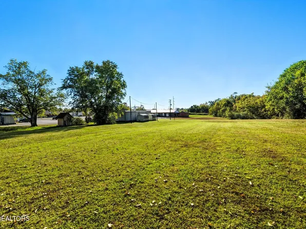 409 Sweetwater Vonore Rd, Sweetwater, TN 37874