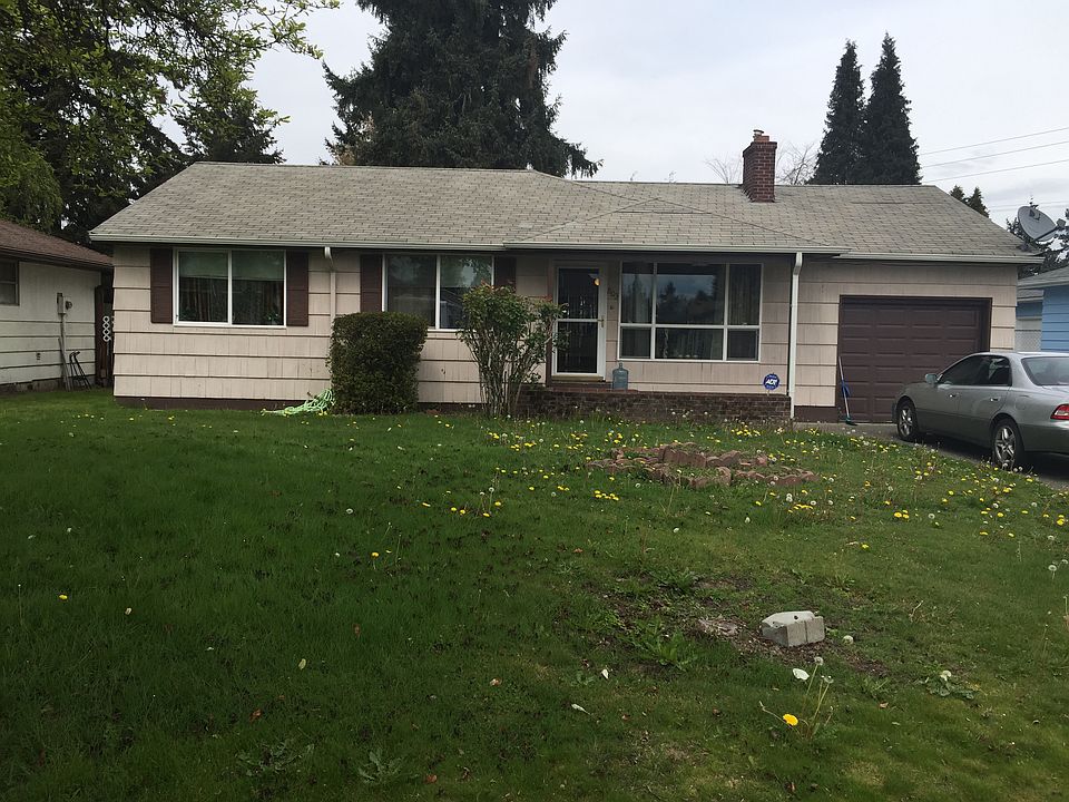 1st image of 803 12th St NE