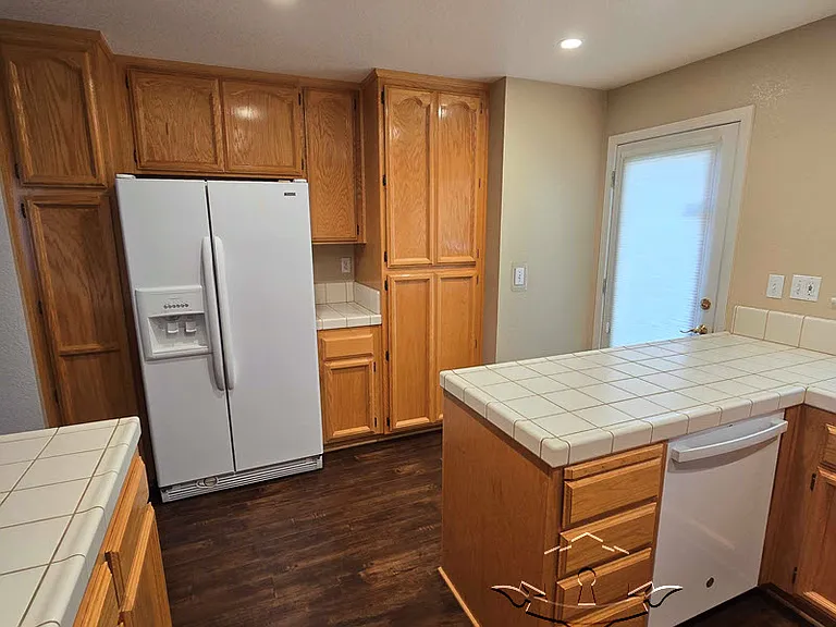 127 Windsor Ln — Photo 9