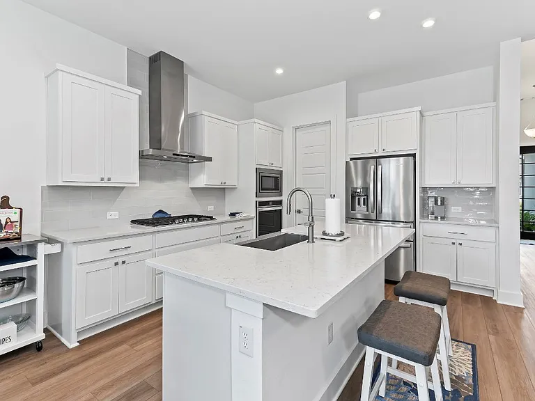 523 Hallwood Dr #523 — Photo 11
