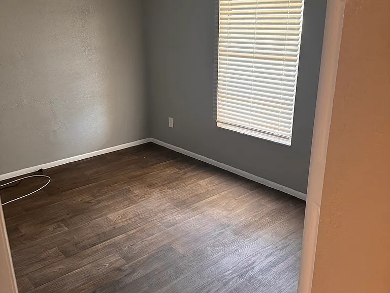 7812 40th Avenue Dr W — Photo 5