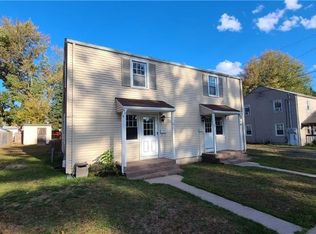 61 Seaman Cir, Manchester, CT 06040