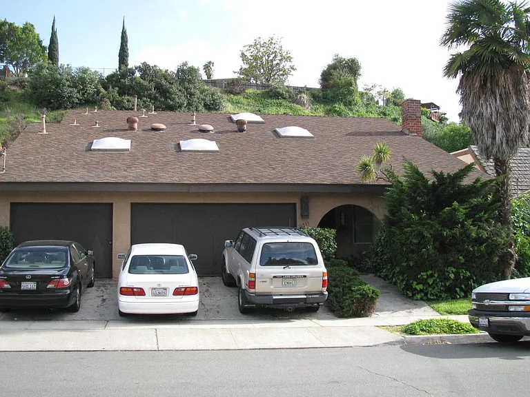 5211 Countryside Dr — Photo 1