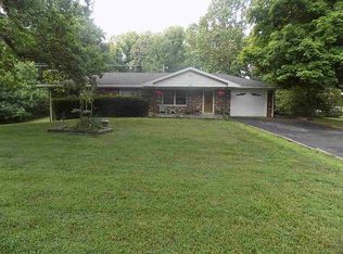 6201 Fox Hollow Rd, Evansville, IN 47712