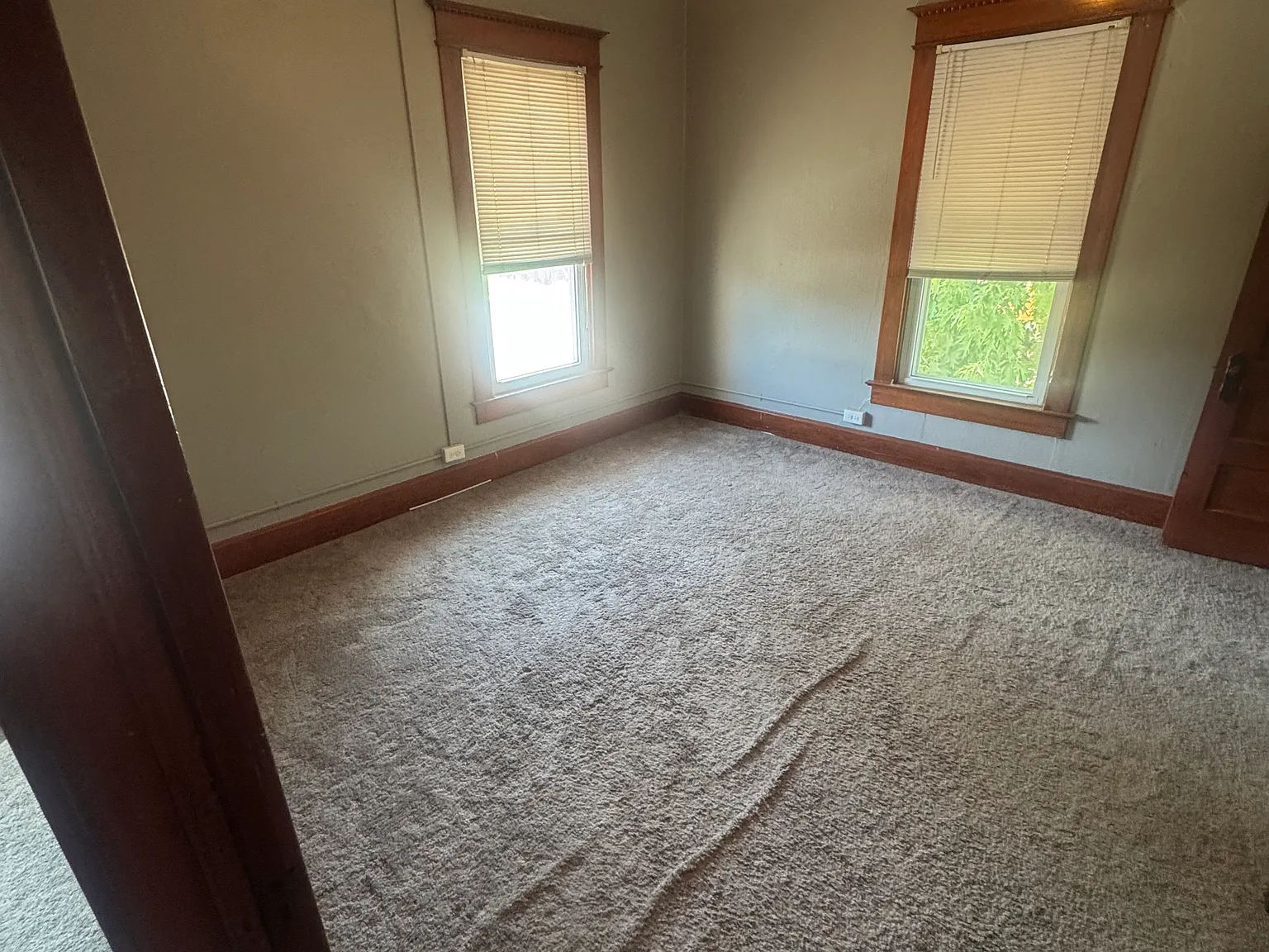 4 bed, 3251 sqft, $1,200 — Photo 4