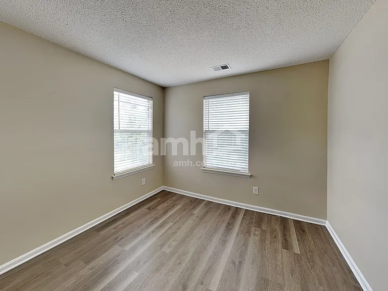 12309 Walkers Glen Ct — Photo 13