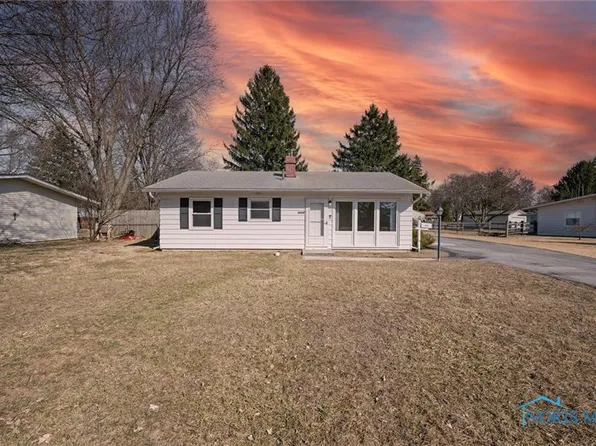 6028 Fairhaven Dr, Toledo, OH 43623