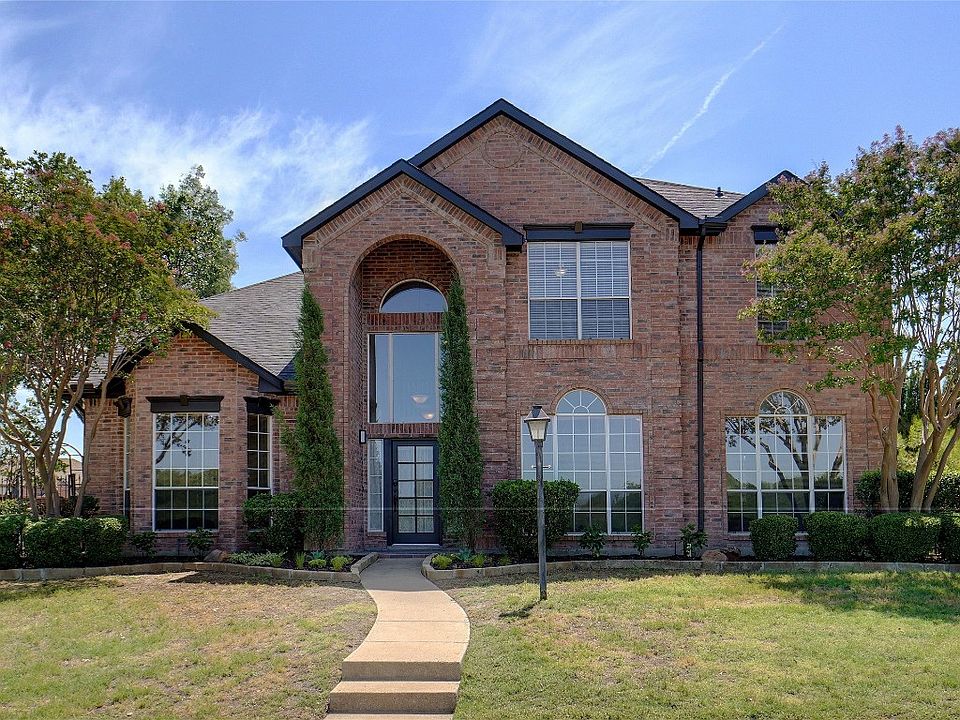 1st image of 1300 Greenfield Dr