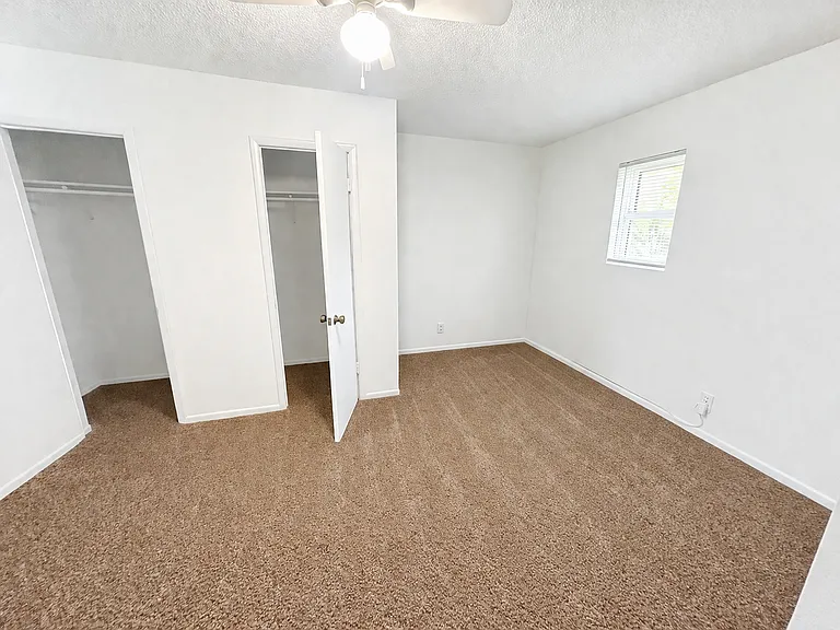 2504 Lake Rd — Photo 13