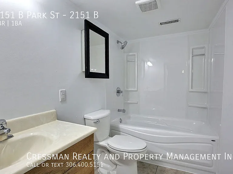 2151 Park St #B — Photo 10