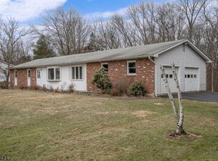 9 Charles Rd, Milford, NJ 08848