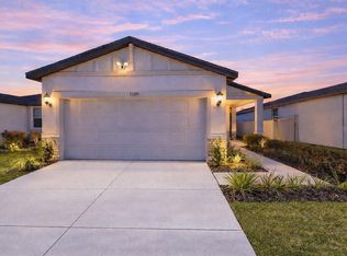 3719 Radiant Mountain Dr, Plant City, FL 33565