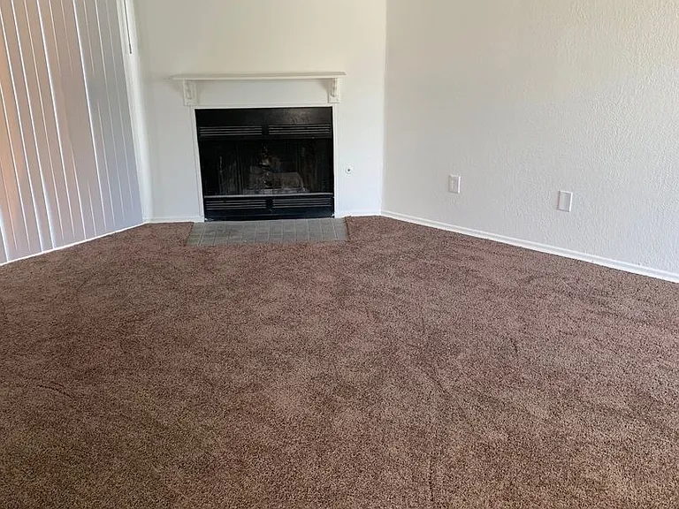 16221 Apple Valley Rd — Photo 22