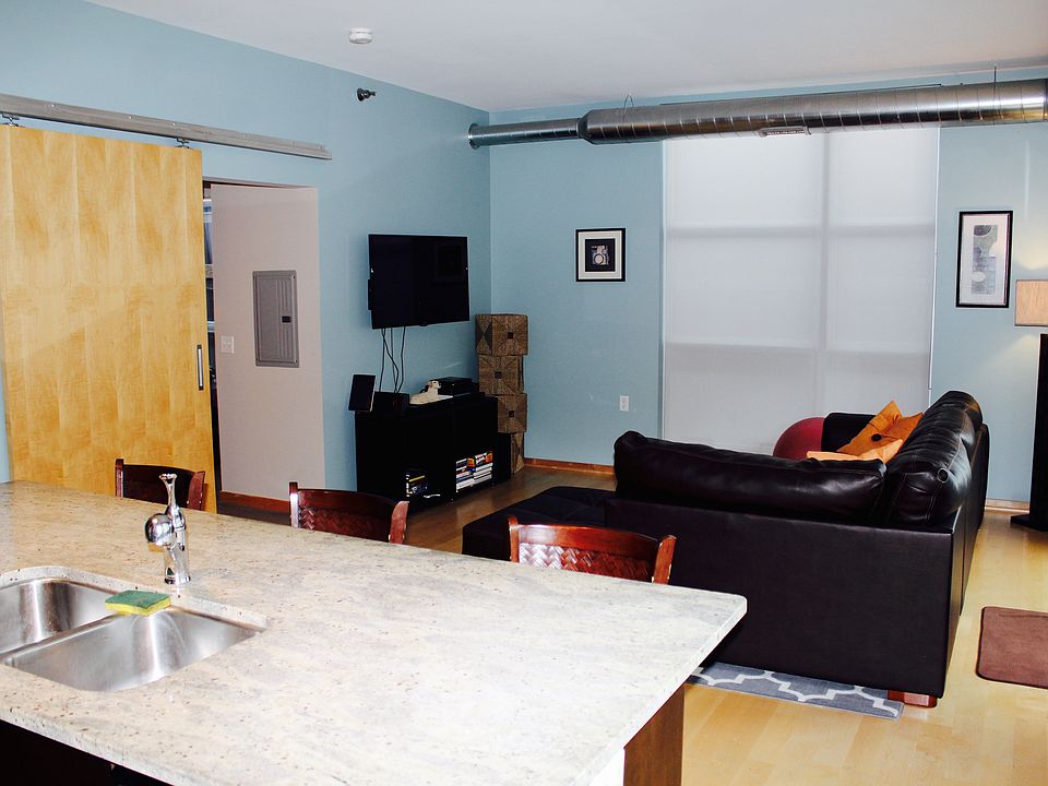 1st image of 1211 Lagoon Ave Unit 208