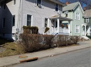 39 Beacon St, Middletown, NY 10940