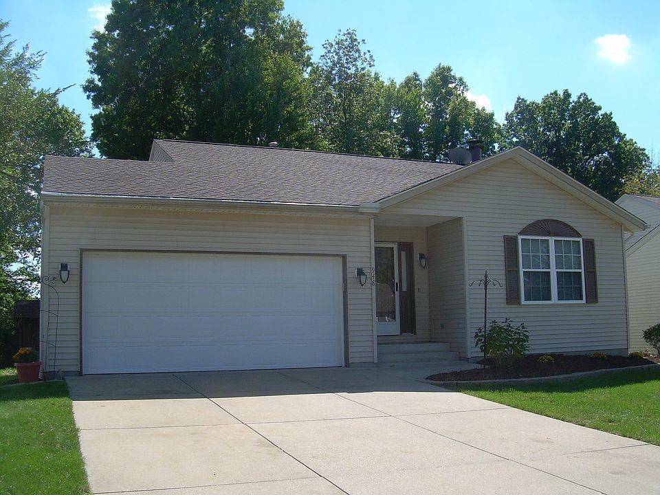 1st image of 948 Elizabeth Ct