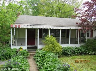 22 Grandin Cir, Rockville, MD 20851