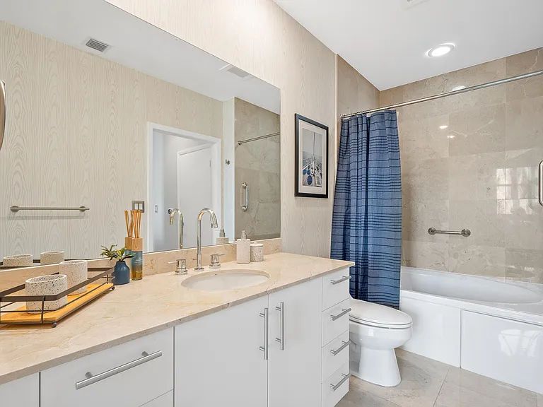 550 Okeechobee Blvd #MPH-16 — Photo 16