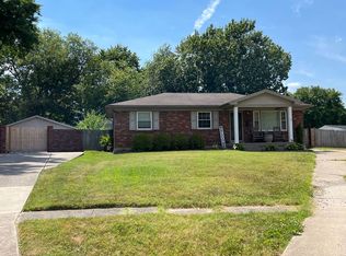 2710 Alps Rd, Louisville, KY 40216