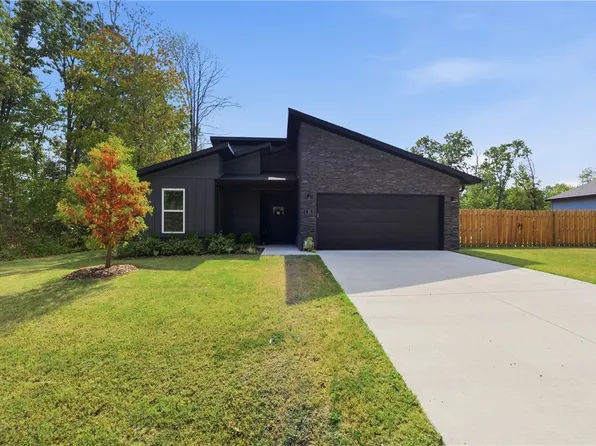 15 Exminster Ln, Bella Vista, AR 72714