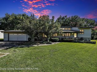 4127 Appletree Ln, Lansing, MI 48917