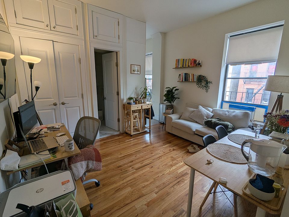1st image of 100 W 105th St #D6