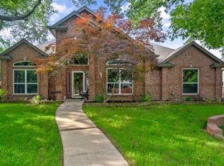 11 Brookway Ct, Mansfield, TX 76063