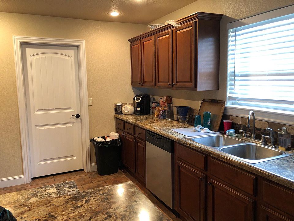 2nd image of 2522 Murphy Ave