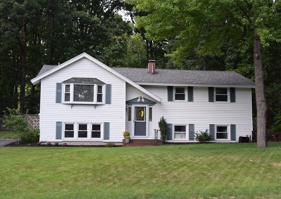 1st image of 8 Newman Dr