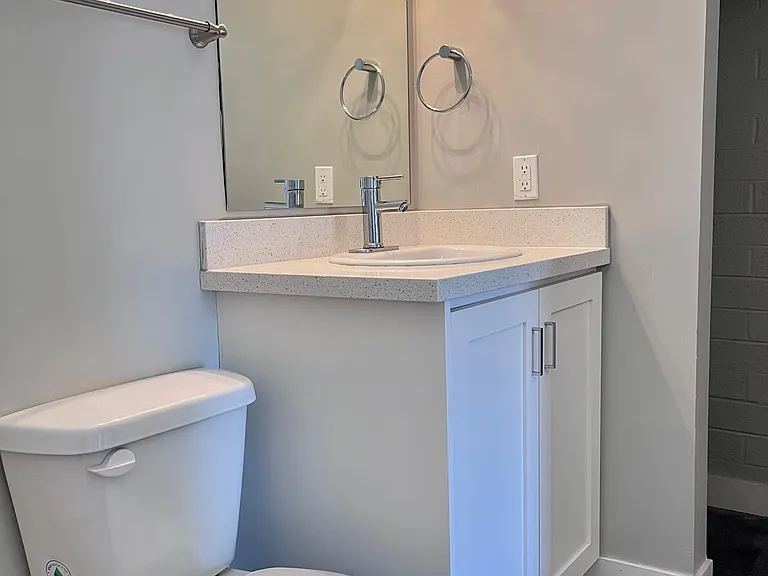2621 E Campbell Ave #4 — Photo 22