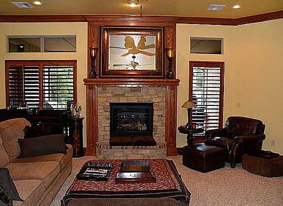 4th image of 4712 Rose Rock Dr