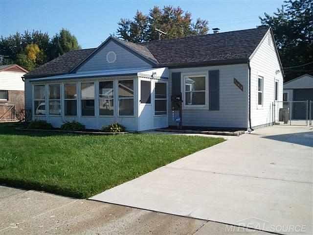1st image of 26414 Arlington St
