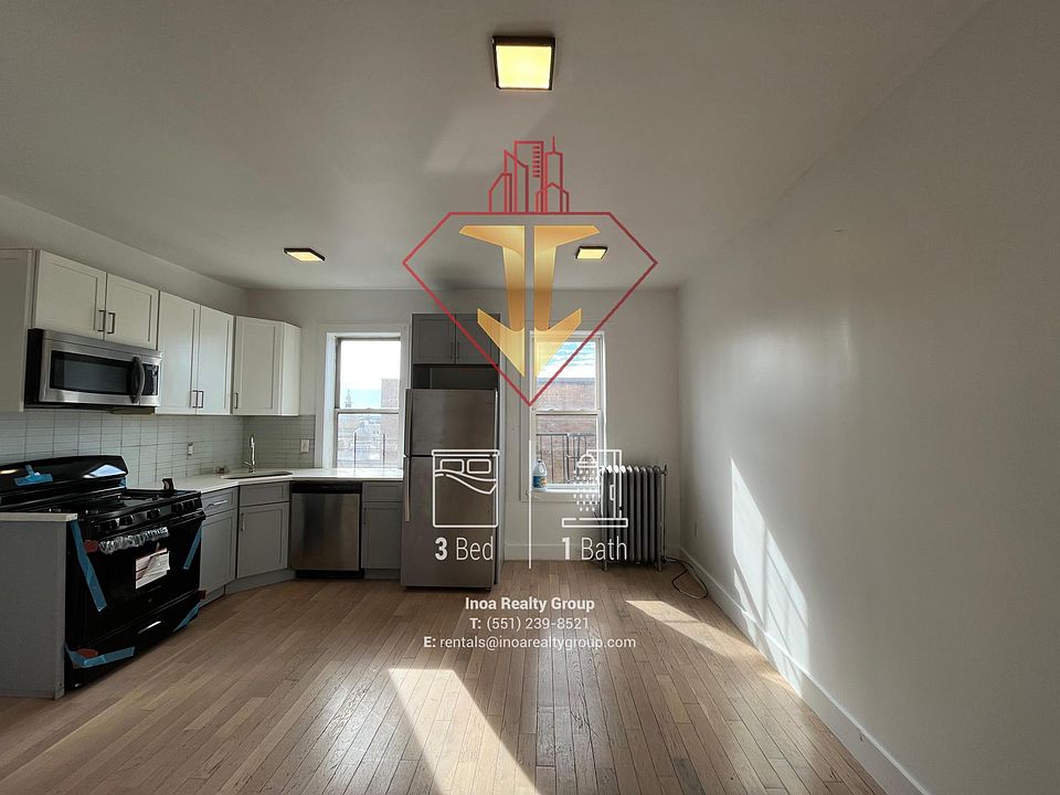 1st image of 15 Gifford Ave #D5
