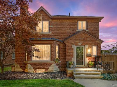 479 Cloverly Rd, Grosse Pointe Farms, MI, 48236