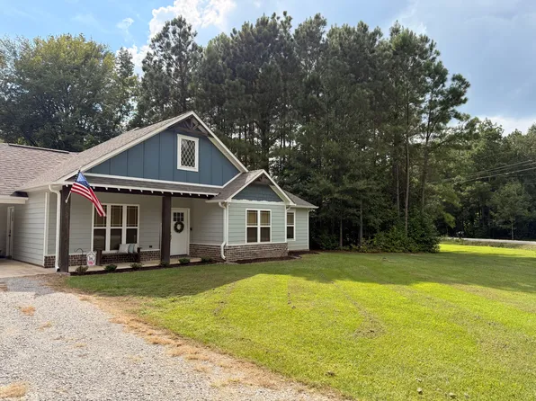60002 Dawn Ln, Amory, MS 38821