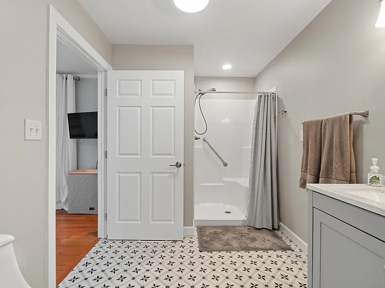 2901 Replica Ln — Photo 16