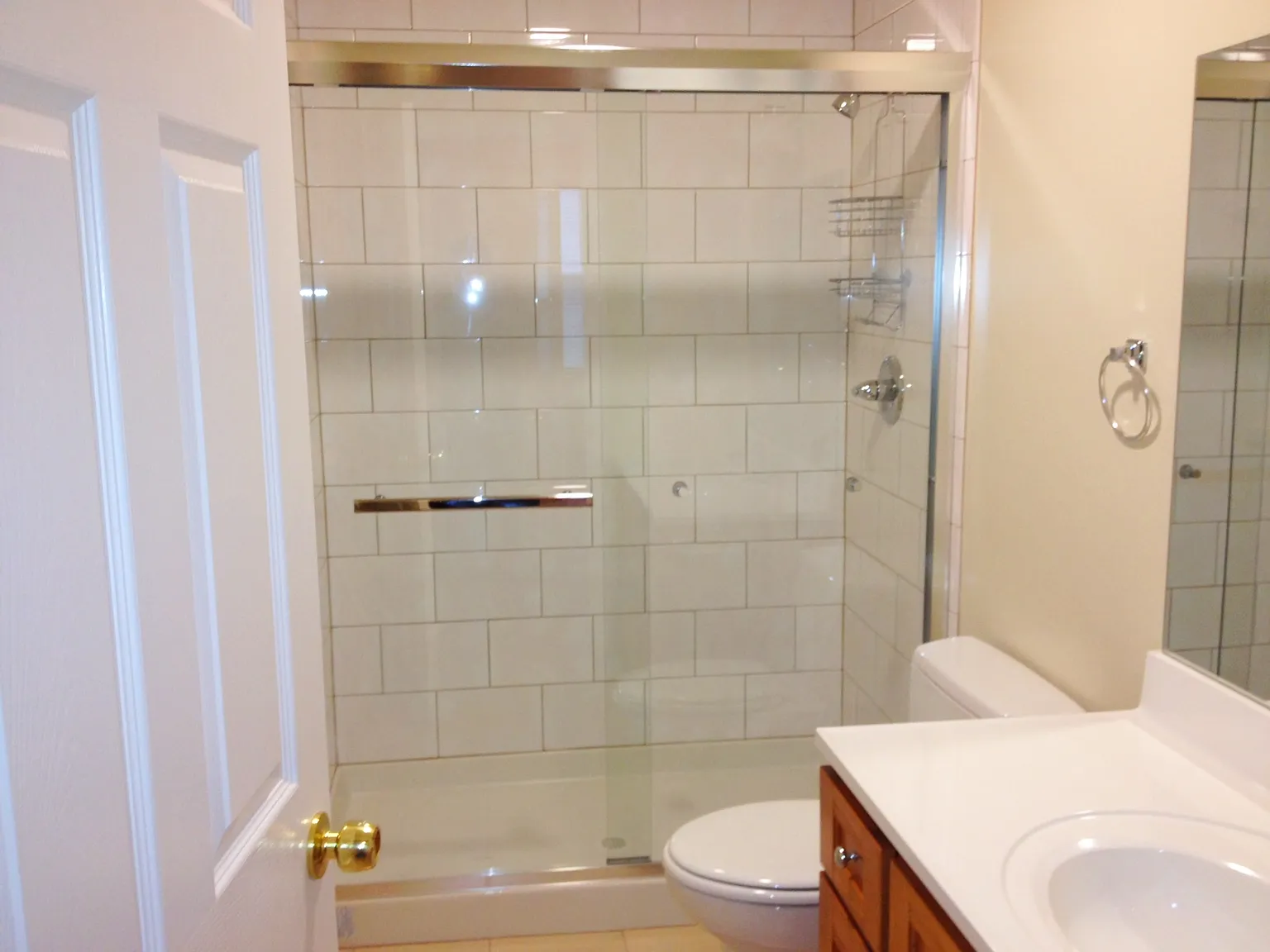 6 Bannam Pl — Photo 2