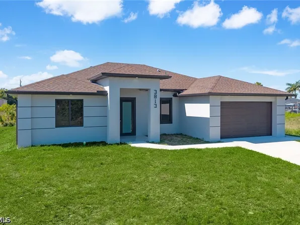 3813 1st St SW, Lehigh Acres, FL 33976