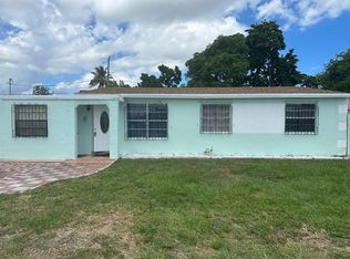 2033 Longwood Rd, West Palm Beach, FL 33409