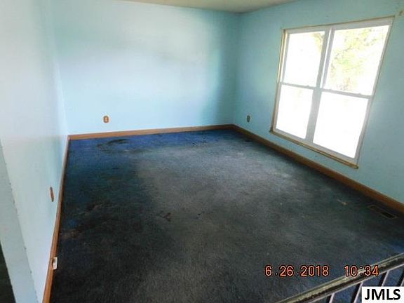 4th image of 412 Austin Dr