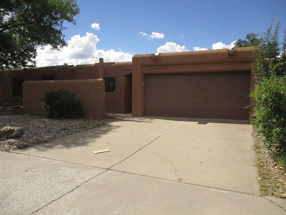 1st image of 332 Cheryl Ave