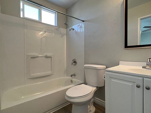 5th image of 4774 33rd St APT 4